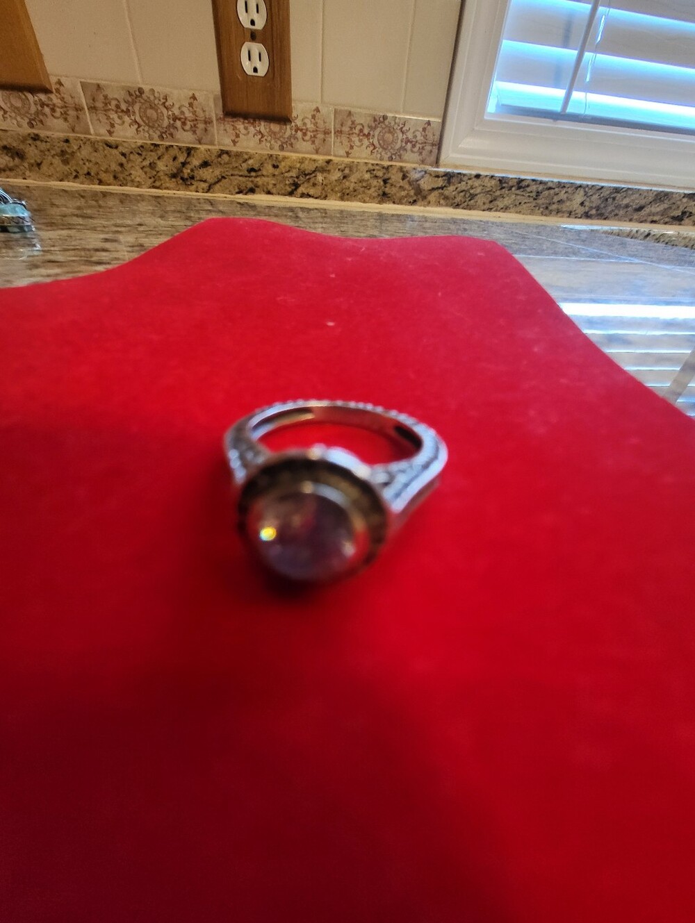 FINAL PRICE Silpada Sterling Size 6 Clear Stone Halo Ring - Women's  Jewelry - Picture 7 of 10